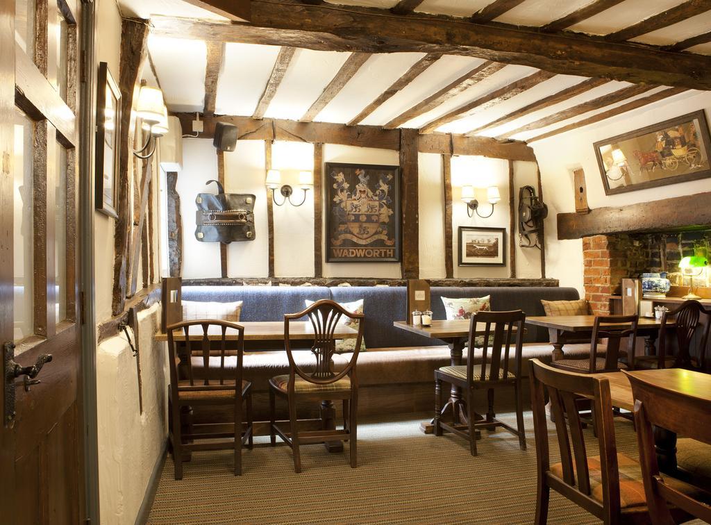 The Green Dragon Marlborough Eksteriør billede
